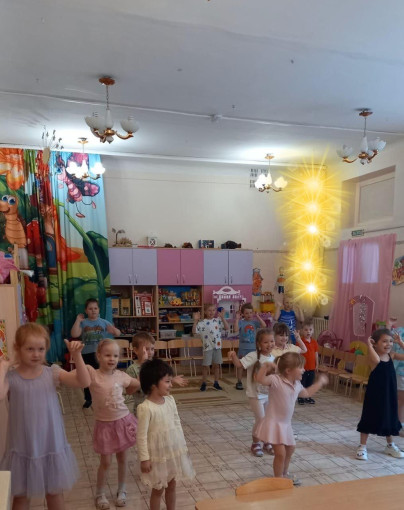 "В гостях у солнышка" "В гостях у солнышка".